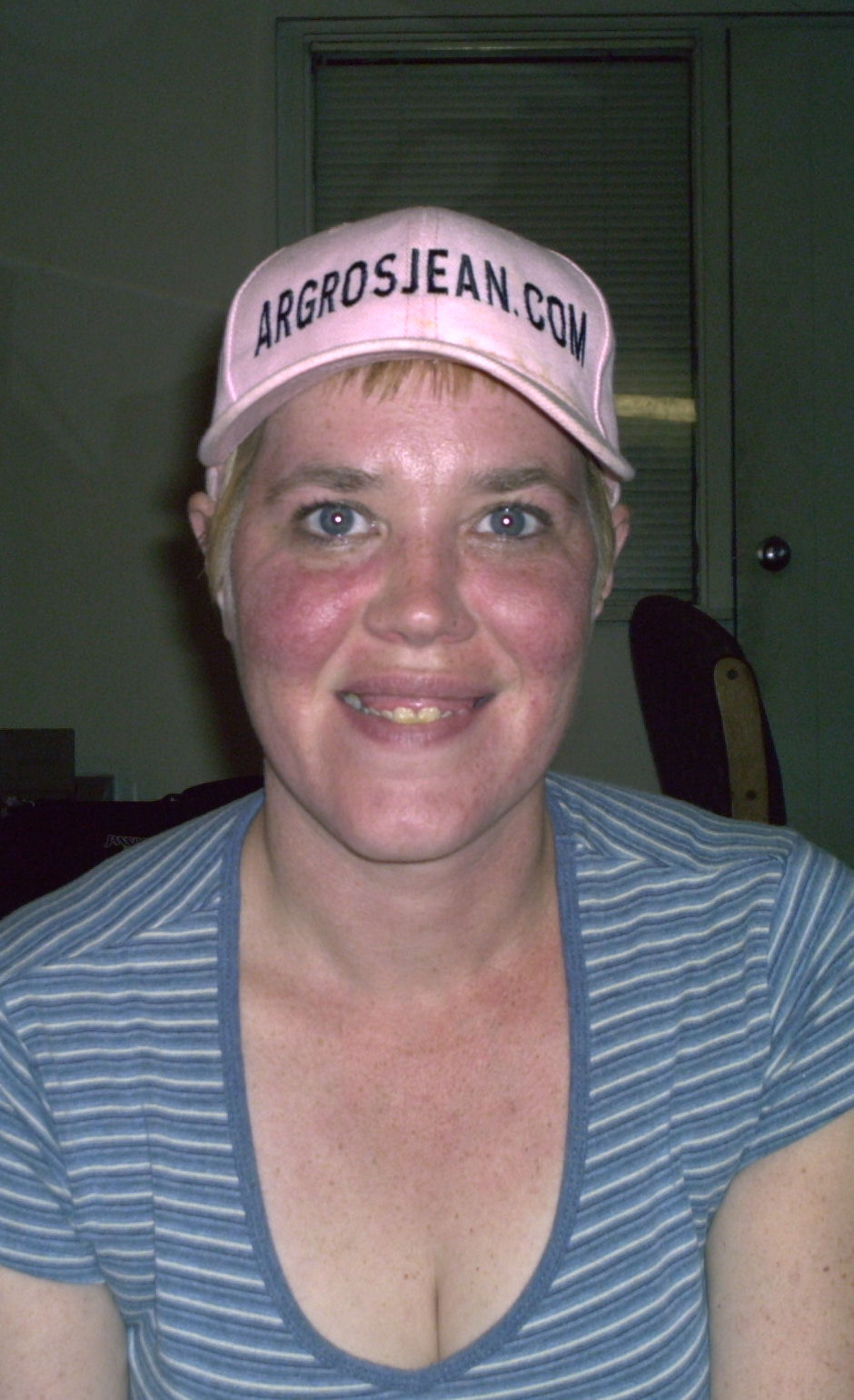 amberhat.jpg